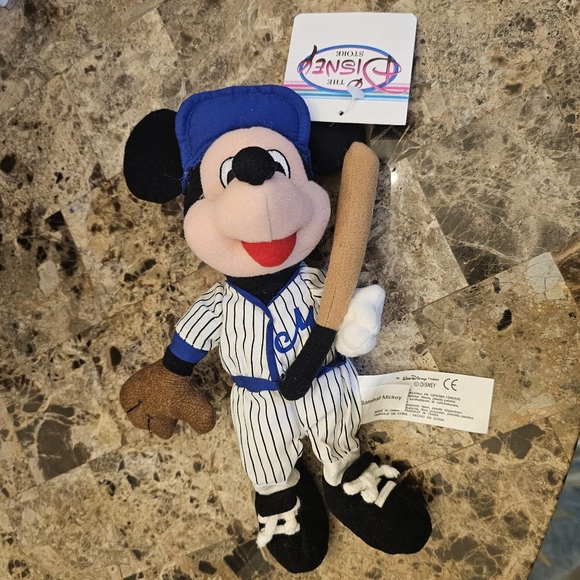 DISNEY Vintage 90s Baseball Mickey Mouse Bean Bag Plush New with Tag - Picture 8 of 12